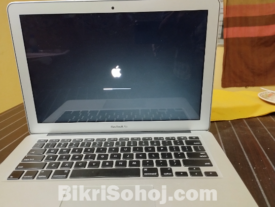 MacBook